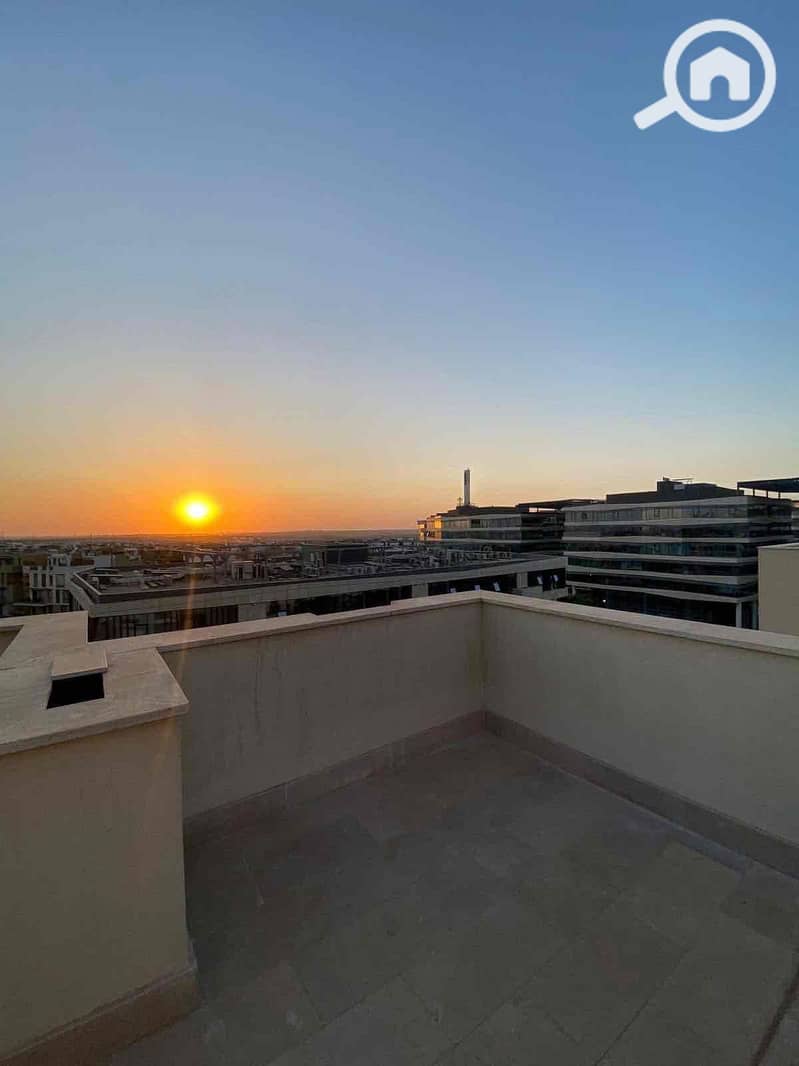 10 9f089a68-a99b-4ef0-9256-89c508d89249. jpg