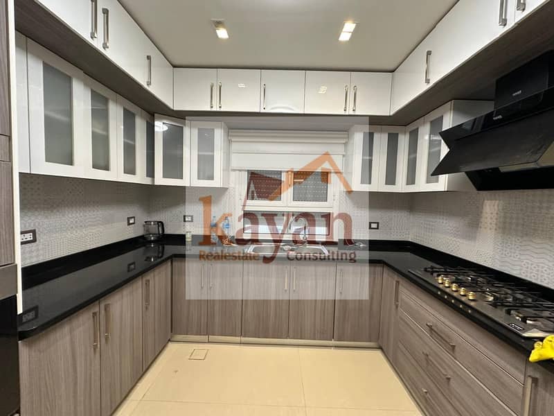 11 WhatsApp Image 2025-11-12 at 14.27. 03_4d1de7f2. jpg