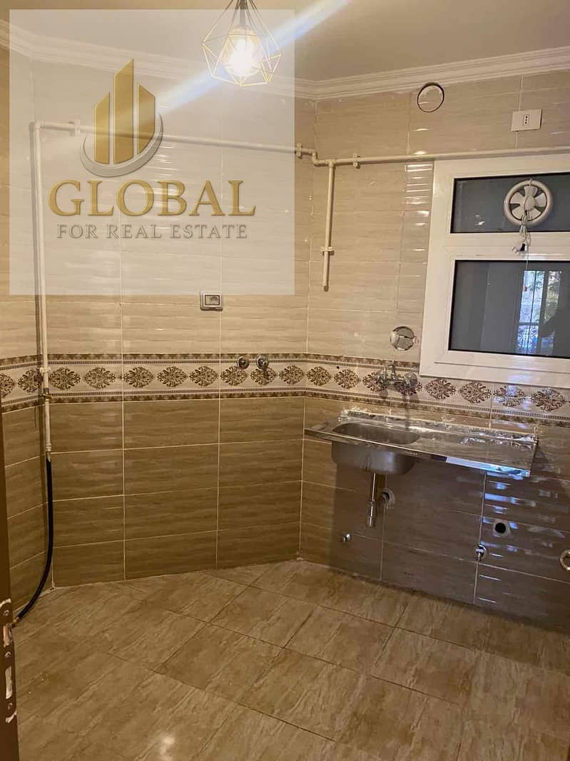 2 7794b56f-f9c0-473f-a025-1d91cf07b722. jpg