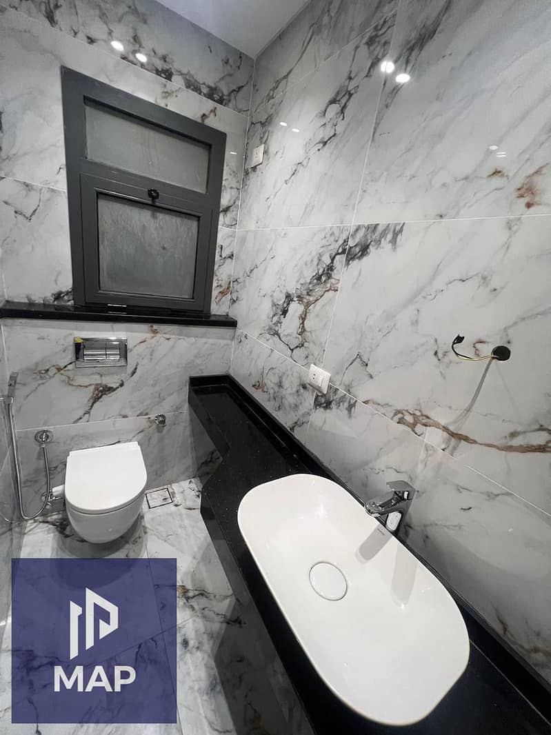 8 578057208_2232786497130542_5043762719304020416_n. jpg