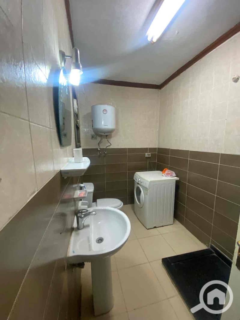 14 87455d46-f42e-4744-9a5d-a50a3c823ea7. jpg