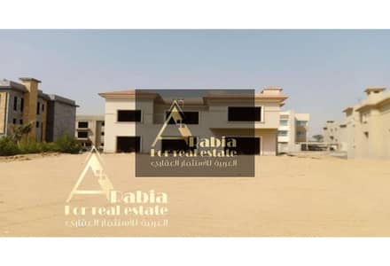 7 Bedroom Villa for Sale in New Cairo, Cairo - 0348c878-ba02-4450-bfff-fa2e413e6d6c. jpg