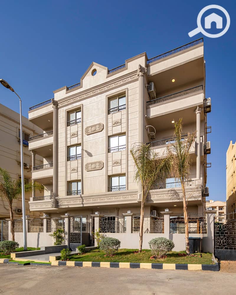 12 Travelholic NC H-13. jpg