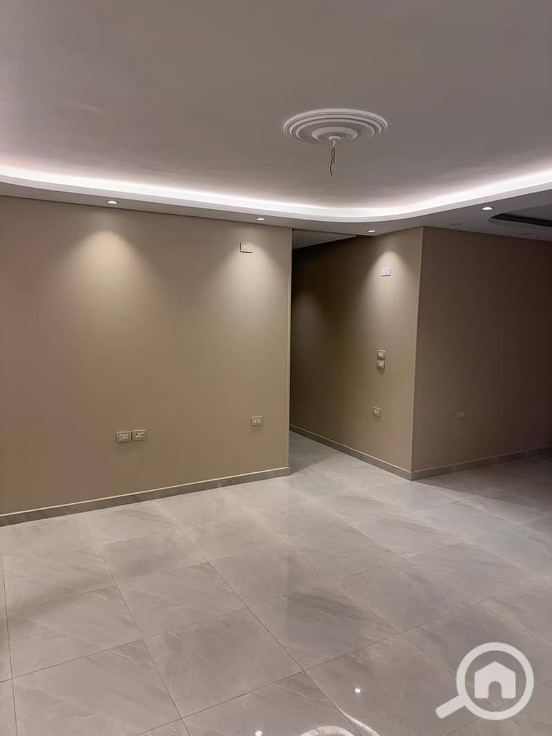 2 WhatsApp Image 2025-10-18 at 12.54. 10 PM (1). jpeg