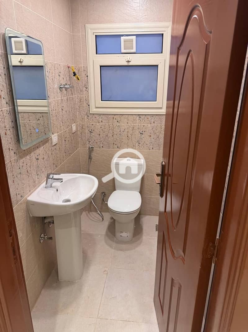 3 WhatsApp Image 2025-10-18 at 12.54. 10 PM (2). jpeg