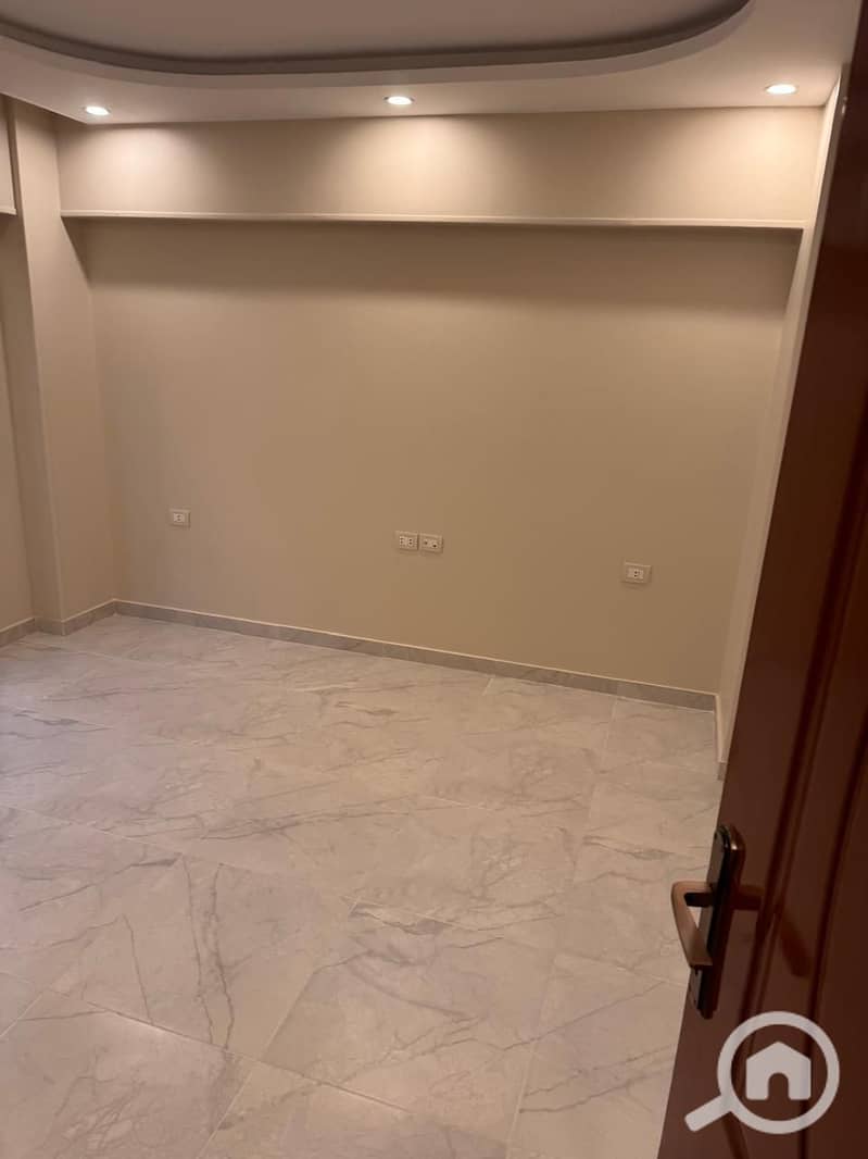 7 WhatsApp Image 2025-10-18 at 12.54. 12 PM (1). jpeg