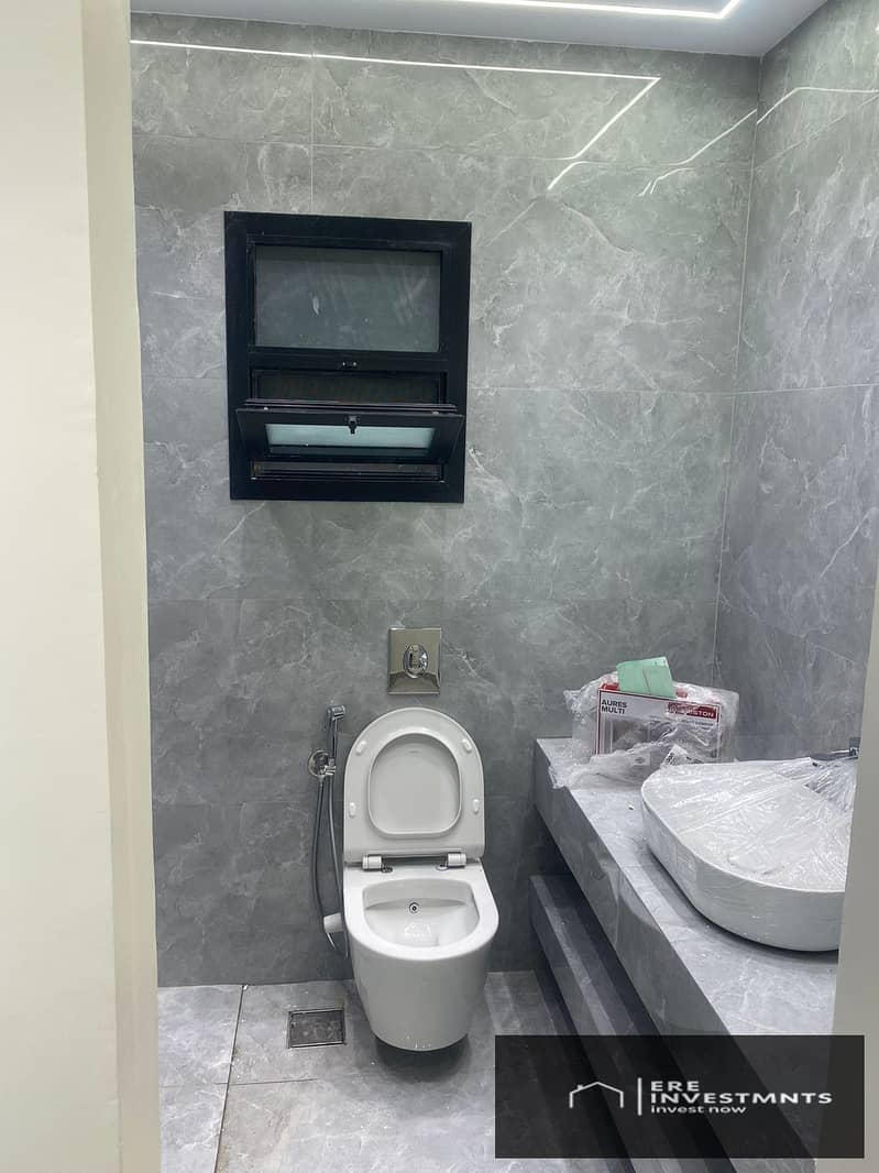 4 9680ea58-3e1c-4a1f-a454-2d555cf86add. jpg