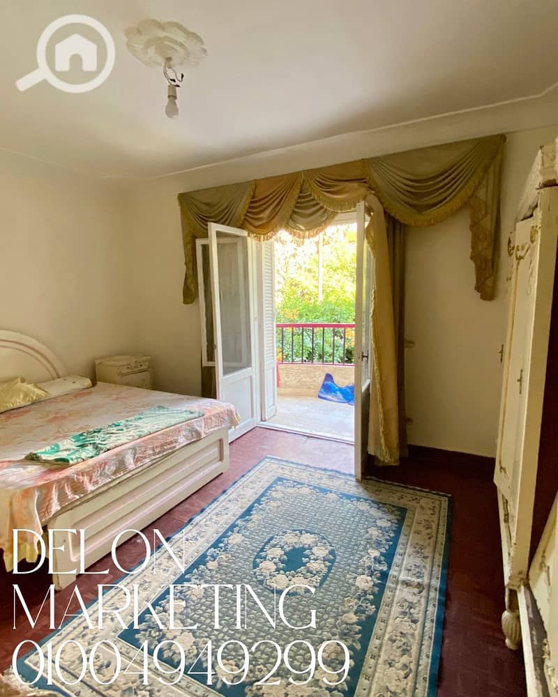 6 Clean Vintage Photo Collage Fall Fashion Instagram Post. png. png