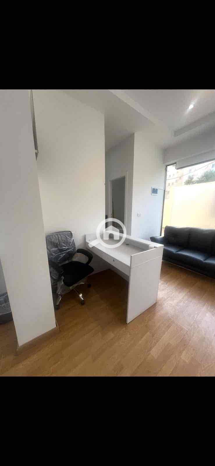 5 94fb569a-8b34-422b-8e19-8e34dbedd1e9. jpg