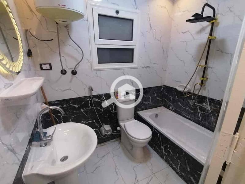 11 e0d79dc9-1138-458a-a6c6-9e41cb4391f0. jpg