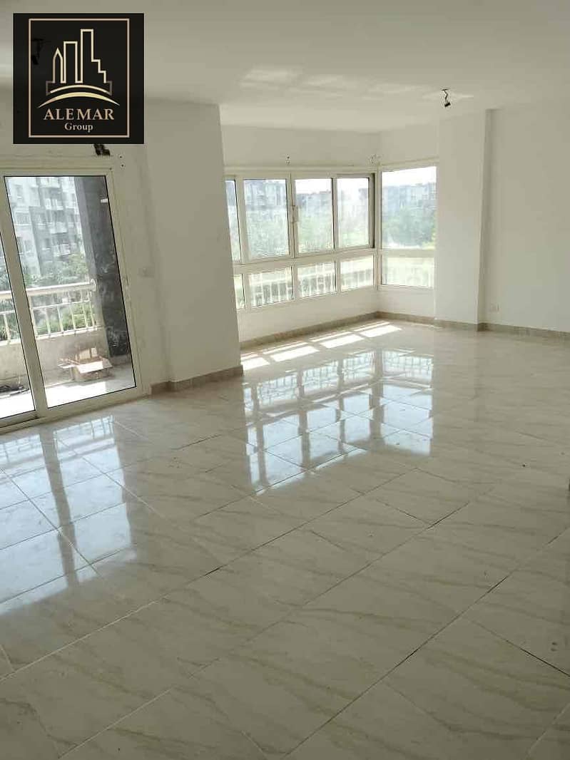 b896f77c-568b-43a3-8dfc-92385e46360d. jpg