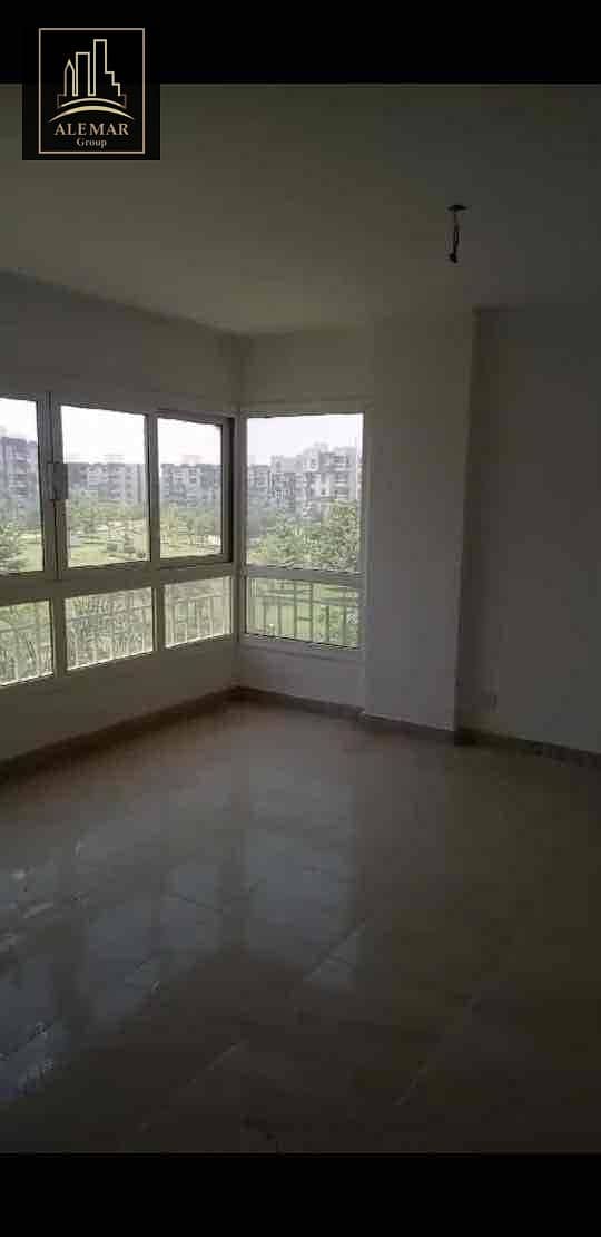 8 40bb2c07-a31c-4c07-adfc-484a16ddbaa5. jpg