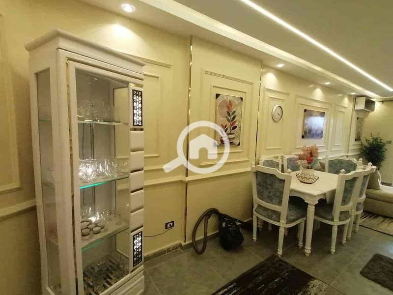 6 25b9503b-a1e0-4c4d-b630-1b2f03fd9658. jpg