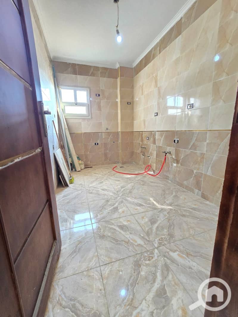 2 e85ae64b-b930-4c94-af59-12be3c9c8cee. jpeg