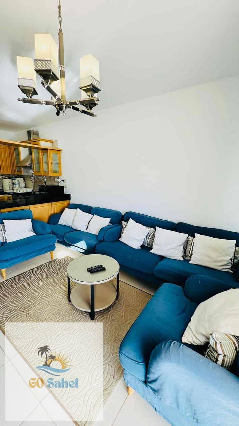 8 60caab18-6da3-4064-8a60-8eb05e599c0c. jpg