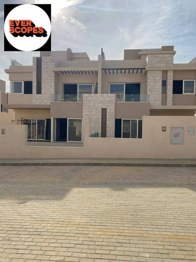 تاون هاوس 5 غرف نوم للبيع في 6 أكتوبر، الجيزة - 40151a6a-2dd1-4079-8839-7cc167e4296b. jpg