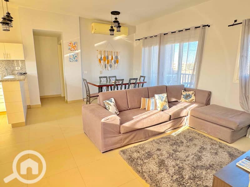 2 d728fe1c-984d-4ced-a545-891337100c8f. jpg