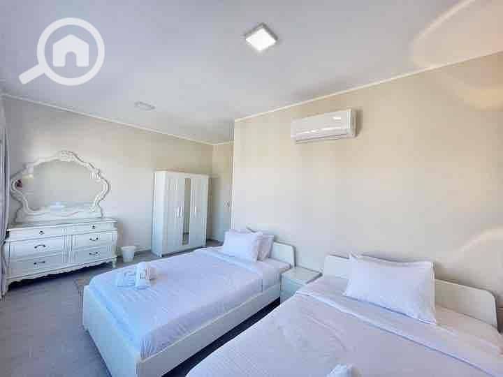 5 95c1a042-9874-4cb0-87ea-0fceb7f89682. jpg