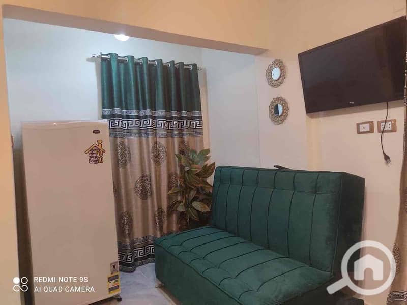 7 a88f790e-aeab-44b0-bd57-fe5702614e26. jpg