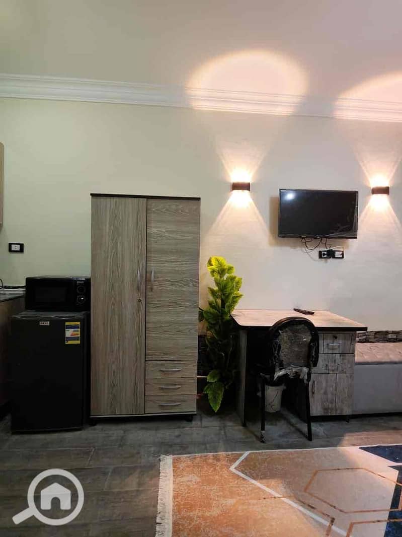 9 af7d9fb6-5330-40eb-9429-9b05d0f787c9. jpg