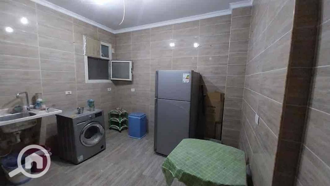 10 00687516-fec5-4109-b17a-3b1aab0e711c. jpg