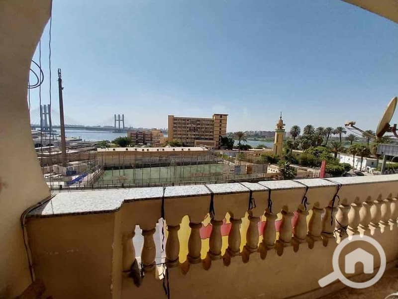 11 043407e0-e20e-45ce-ad47-dafffed41494. jpg