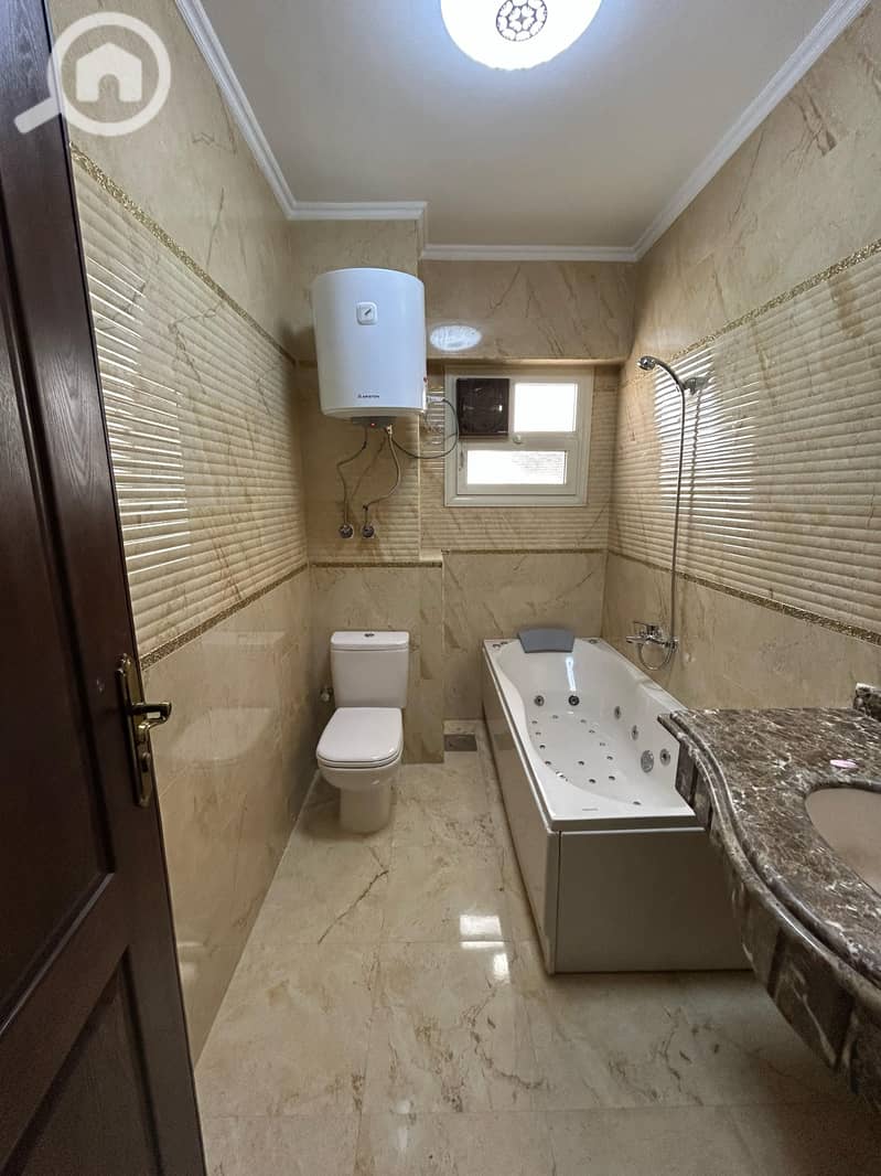 2 WhatsApp Image 2025-11-26 at 11.14. 57 (1). jpeg