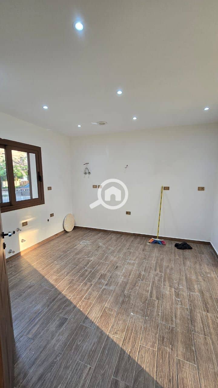 5 28d397ef-6f0b-4a01-a808-b1a0232b4e7a. jpeg