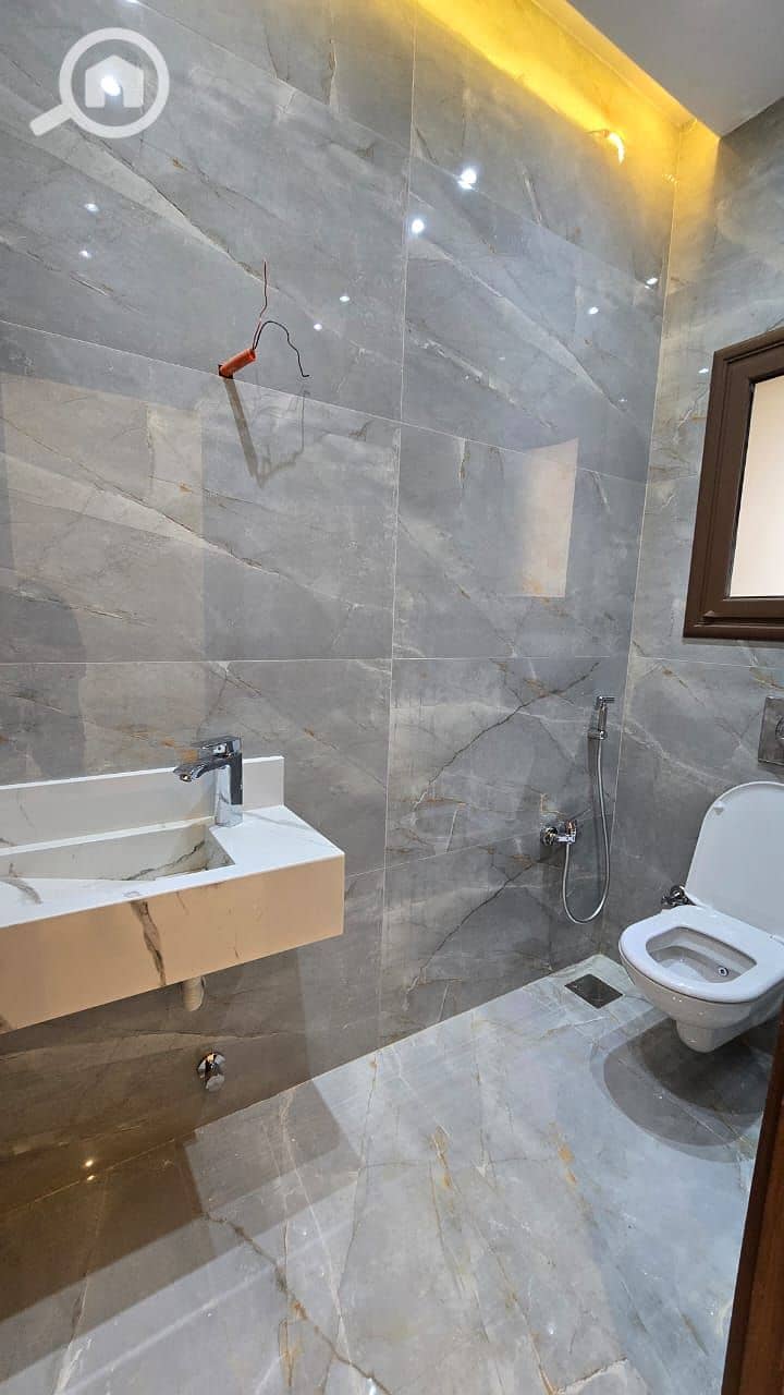 17 85108efd-3188-4d04-bcb2-0697d1169cc1. jpeg