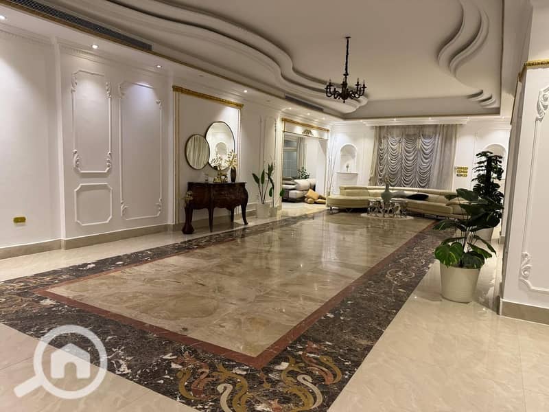 33 f381c548-85f0-4127-9478-3502665e9d53. jpeg