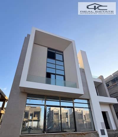 5 Bedroom Villa for Sale in New Cairo, Cairo - WhatsApp Image 2025-10-15 at 4.43. 26 PM. jpeg