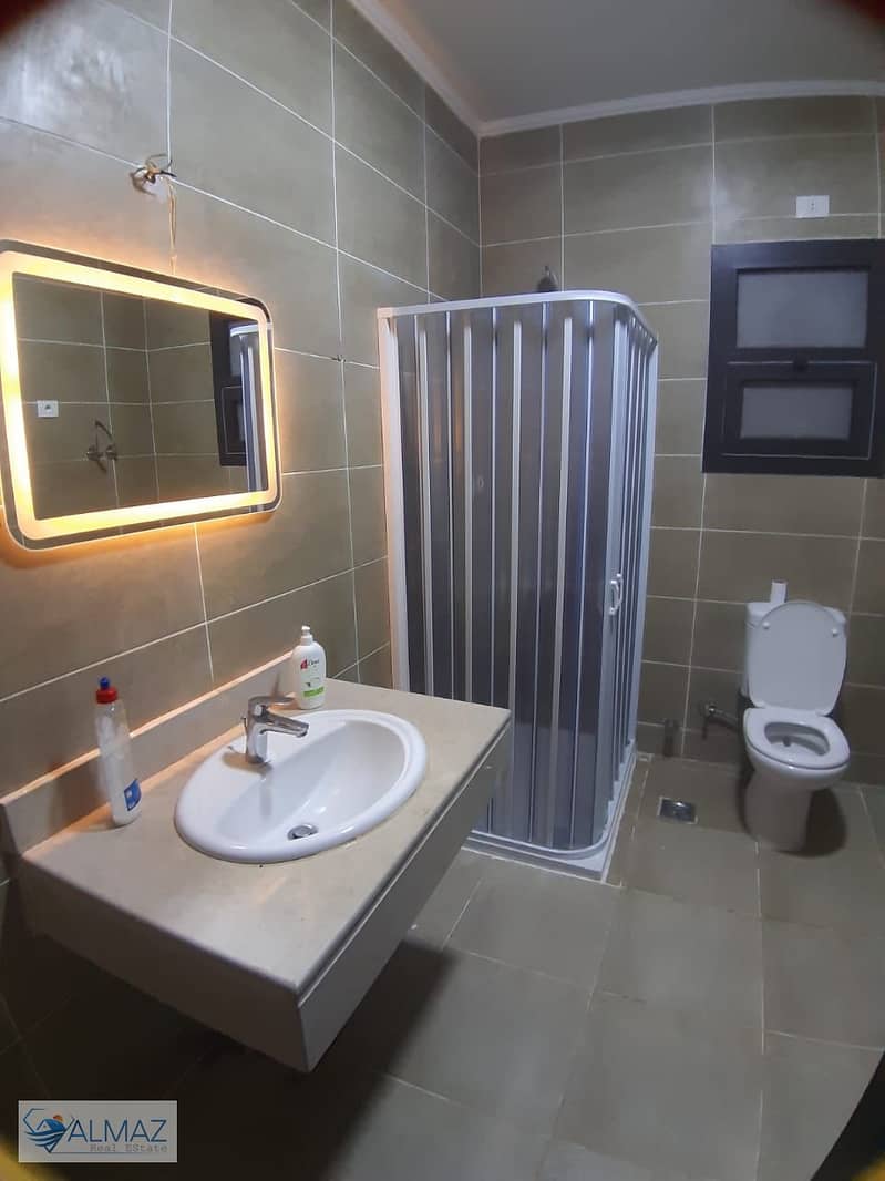 25 WhatsApp Image 2025-12-01 at 10.42. 46 AM (1). jpeg