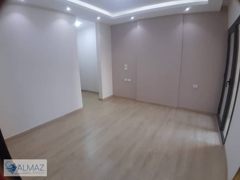 26 WhatsApp Image 2025-12-01 at 10.42. 46 AM (2). jpeg