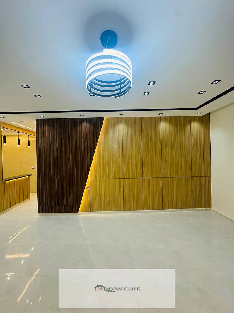 4 WhatsApp Image 2025-12-01 at 10.37. 33 AM (3). jpeg