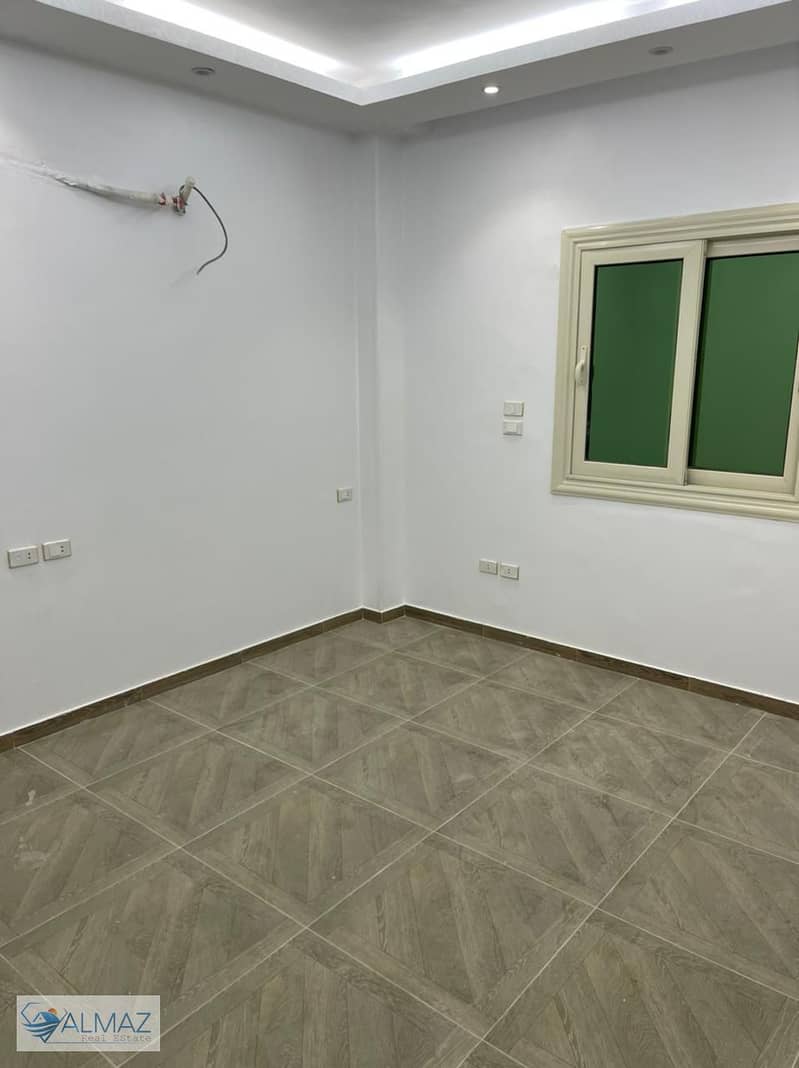 5 WhatsApp Image 2025-12-01 at 10.45. 53 AM (1). jpeg