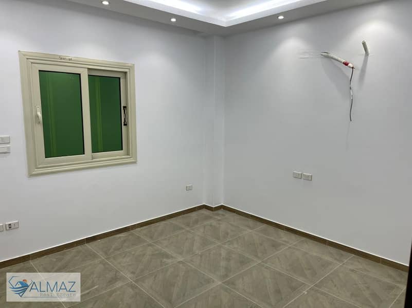 7 WhatsApp Image 2025-12-01 at 10.45. 54 AM. jpeg