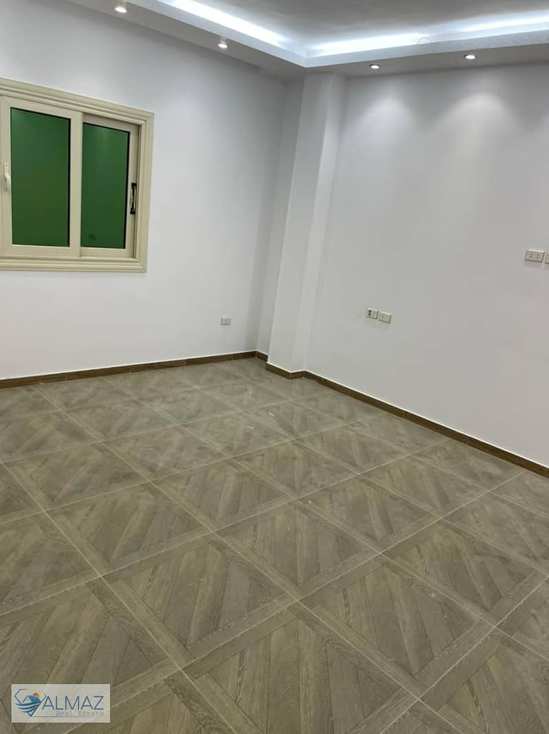 8 WhatsApp Image 2025-12-01 at 10.45. 55 AM (1). jpeg