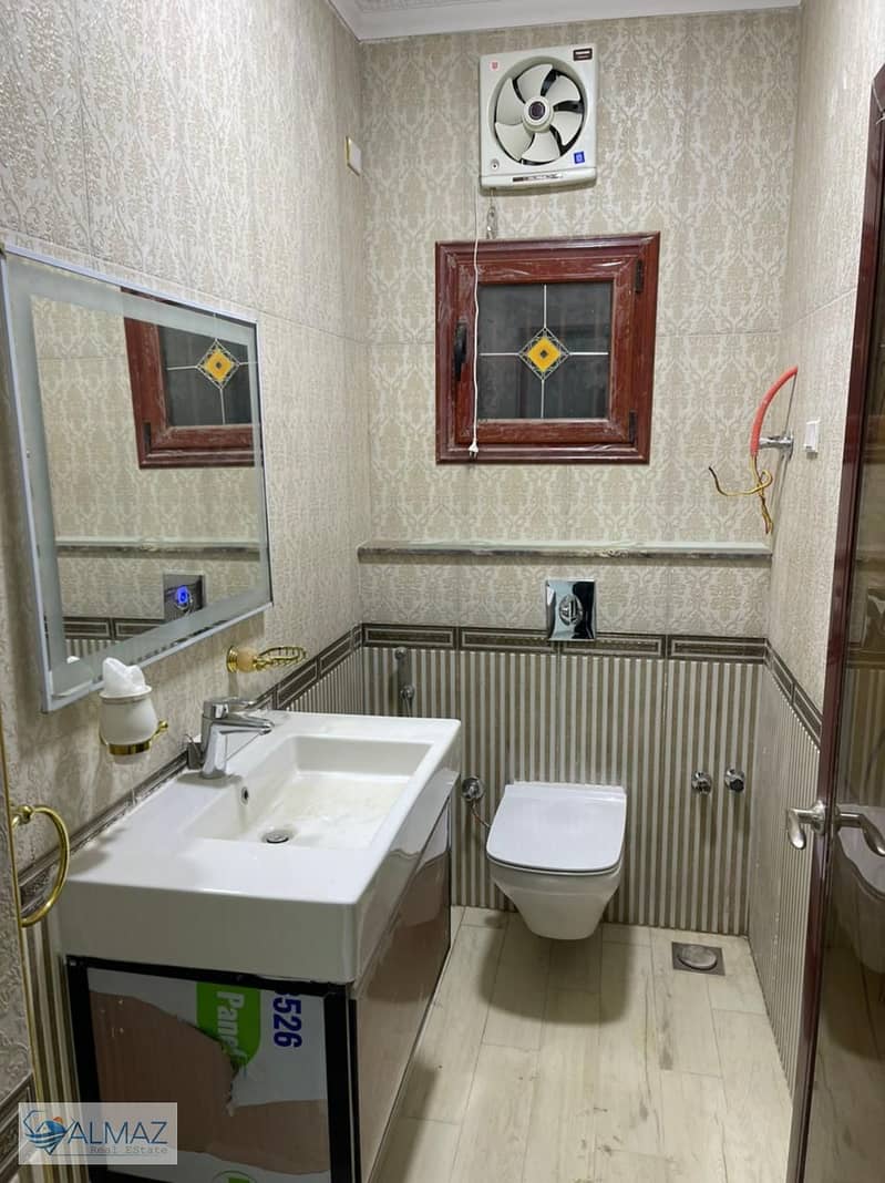 10 WhatsApp Image 2025-12-01 at 10.45. 52 AM. jpeg