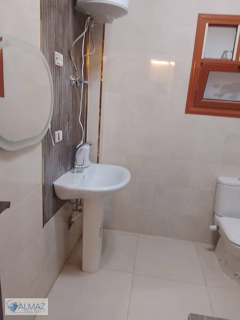 14 WhatsApp Image 2025-12-01 at 10.54. 44 AM (1). jpeg