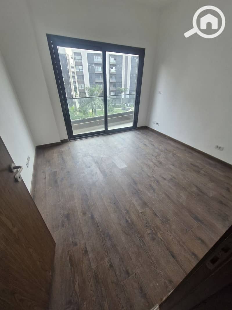 7 f3465c3e-5f87-47a6-a4c2-f6080313070e. jpg