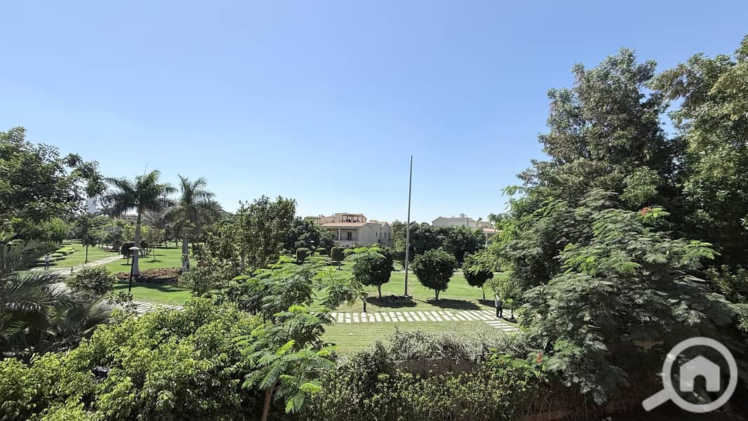 16 3649234a-b657-4987-84fa-0190cbf9cd26. jpg