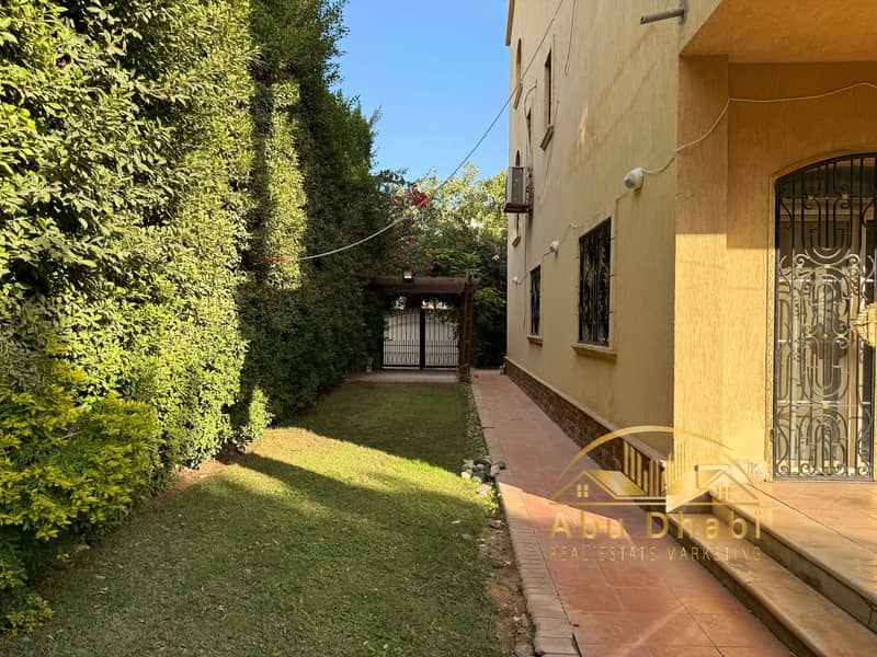 6 50587d35-64c9-403c-ac94-92cf4a9d259c. jpg