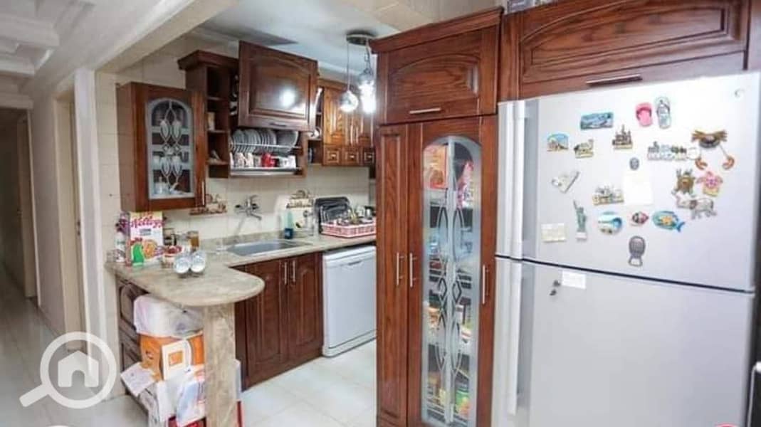 6 f469cbb9-9a2f-479a-b18f-990b5eb8cec7. jpeg