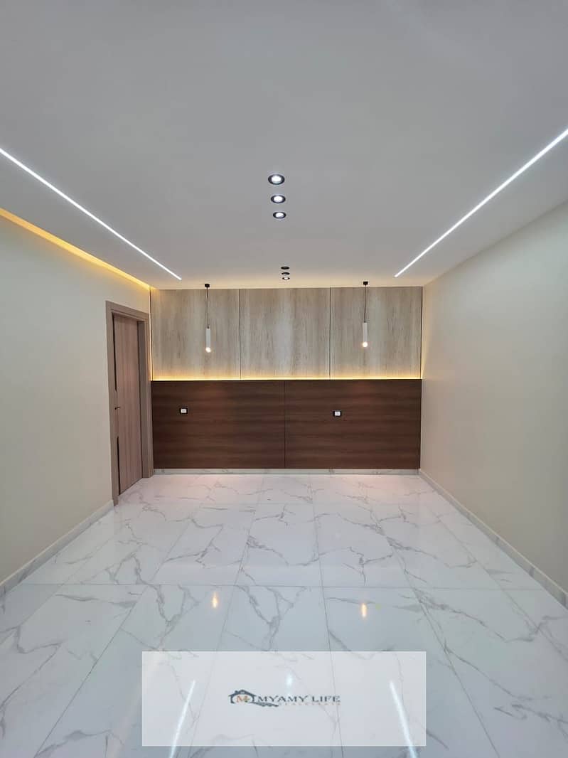 20 WhatsApp Image 2025-12-01 at 11.17. 48 AM (4). jpeg