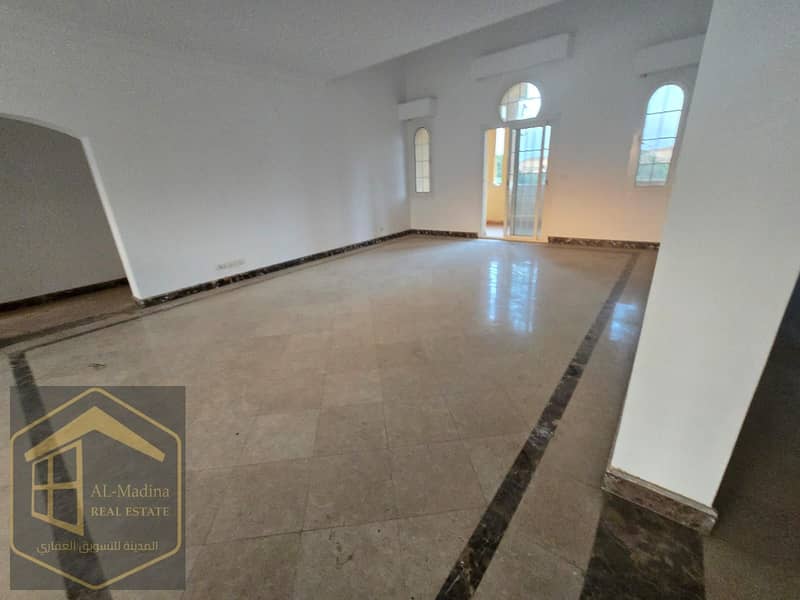 2 WhatsApp Image 2025-11-30 at 16.37. 25 (1). jpeg