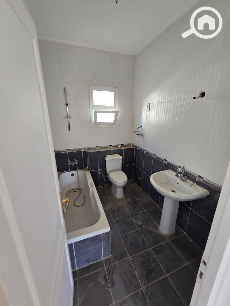 7 2664ceff-3deb-4793-af01-249b6cfbc91a. jpeg