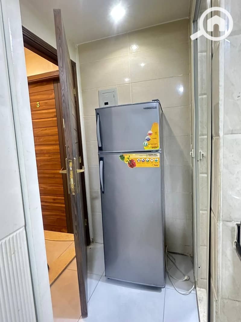 4 442c42a5-8241-482a-aece-eba610257a22. jpg