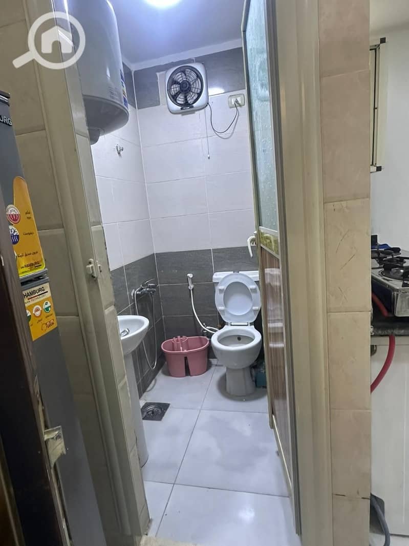 5 34272569-d7f5-4e95-97fd-b6a1e0fa783f. jpg