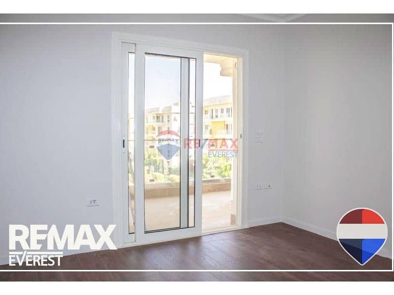 6 bf94773a-eeef-41d1-b962-daad92944c2d. jpg