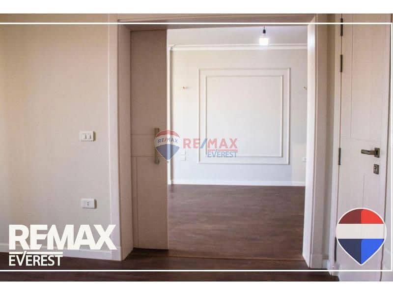 11 ca29d3d9-f8ad-4d22-a4b7-dc02ee079795. jpg